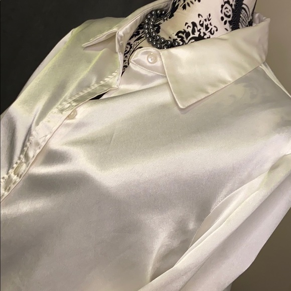Elegant - Silky button up - Picture 3 of 6